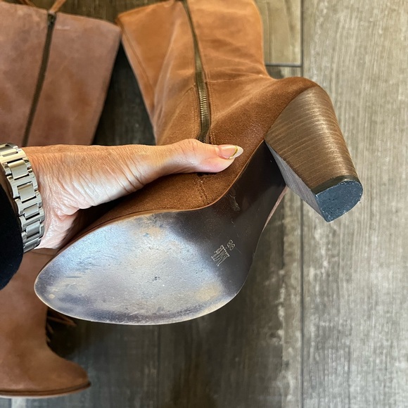 Western Fringe Heeled Boots - Picture 4 of 5